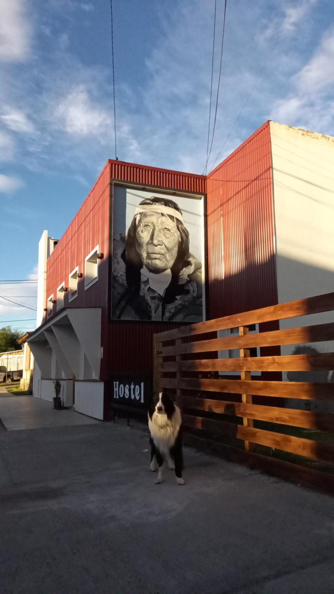 Hostel Yatel El Calafate Exterior photo