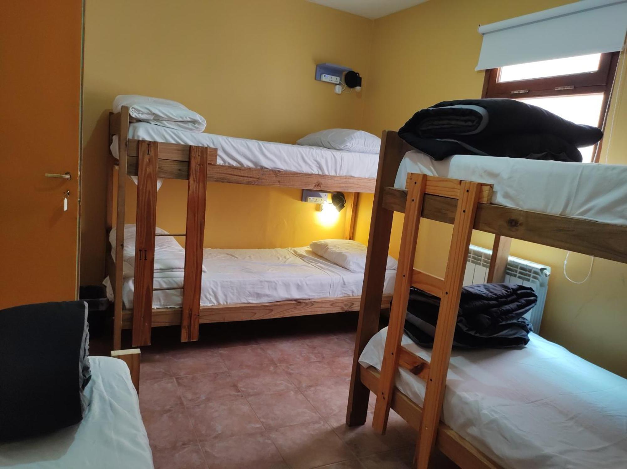 Hostel Yatel El Calafate Exterior photo